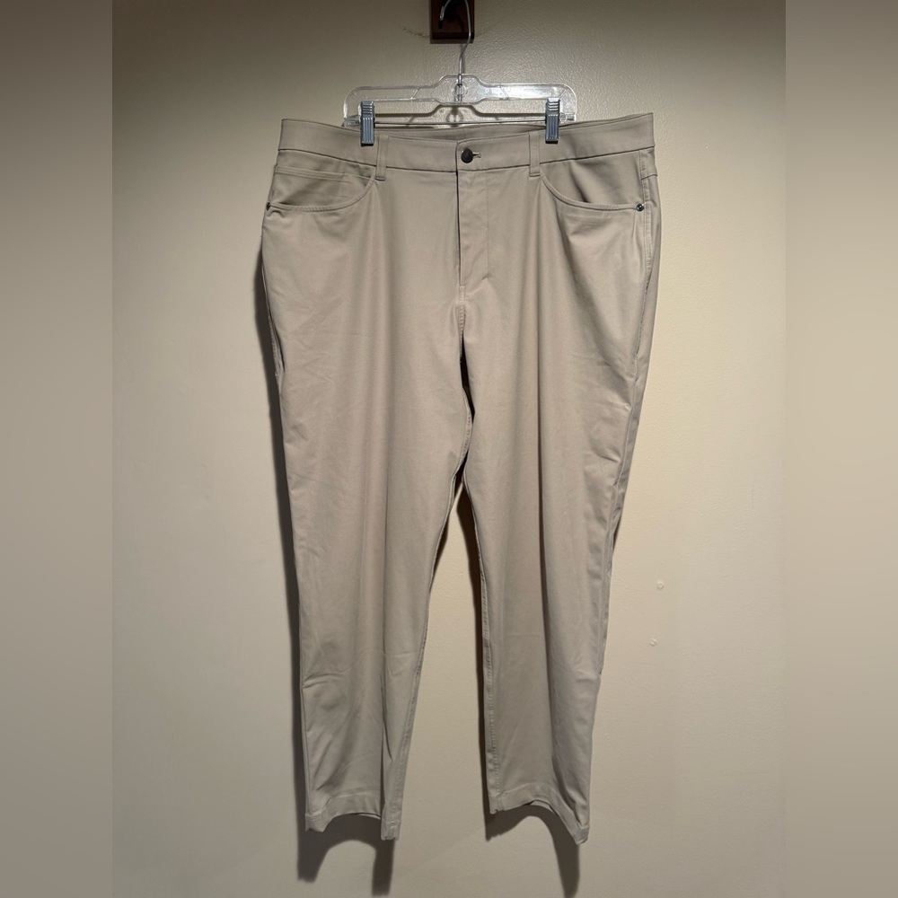 Lululemon ABC Slim-Fit 5 Pocket Pant Warpstreme Khaki size 36 - Picture 3 of 8
